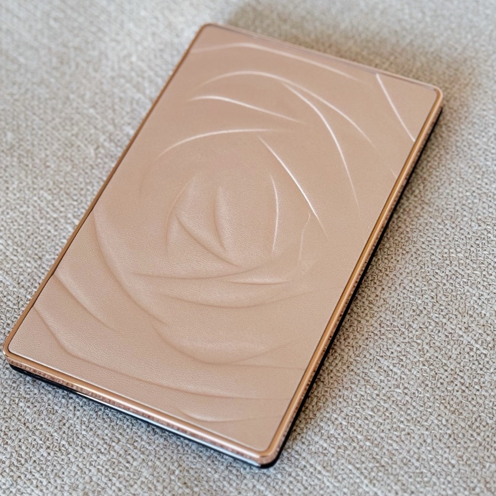 Lancome Holiday Limited Edition Eyeshadow Palette - Picture 4 of 5